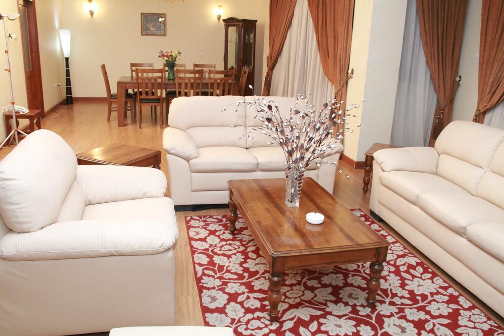 Solmile Family Guest House Addis Abeba Buitenkant foto