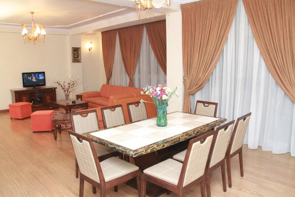 Solmile Family Guest House Addis Abeba Buitenkant foto